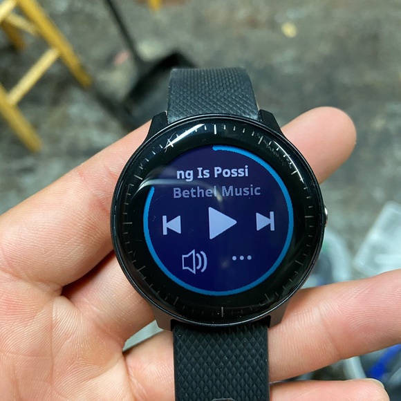 Garmin Vivoactive 3 Music - Picture 2 of 4